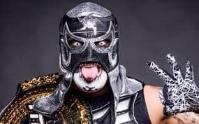 <b>Pentagón Jr</b>– La estrella mexicana de la Lucha Libre, Pentagón Jr. Actualmente trabaja en la All Elite Wrestling.