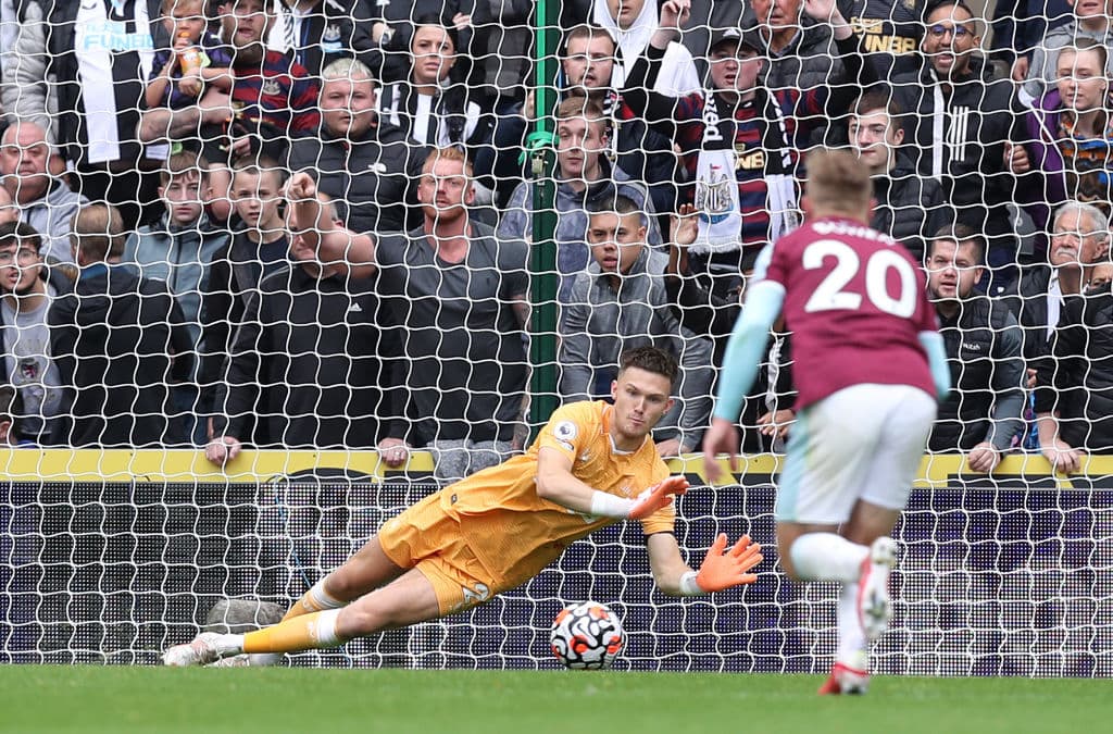 Con gol de Son Heung-Min, Tottenham suma sus tres primeros puntos de la temporada ante el Manchester City de Pep Guardiola en la Premier League. El estadio de los Spurs lució lleno en su totalidad, tal como en los tiempos previos a la pandemia del COVID-19.