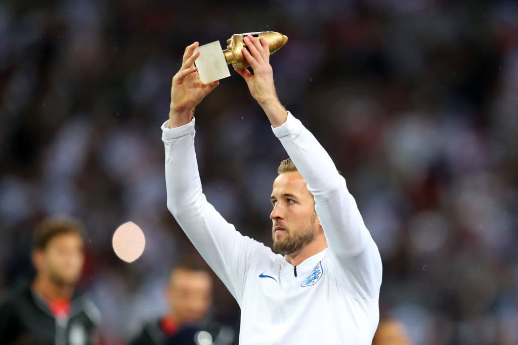 Harry Kane presentó su Bota de Oro como goleador del Mundial de Rusia 2018, pero su desempeño contra los españoles fue muy discreto.