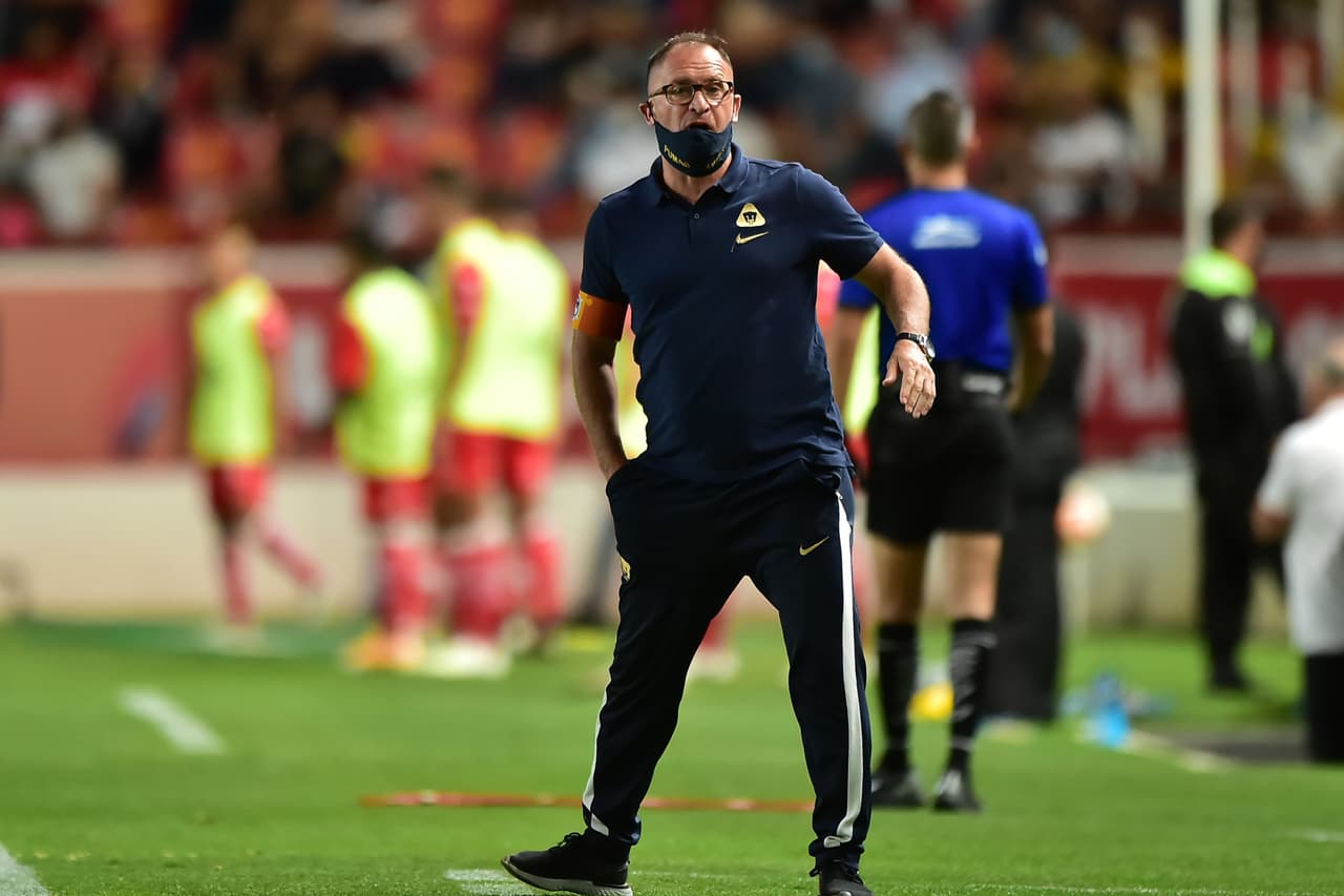 Lillini llegaba muy presionado al encuentro.