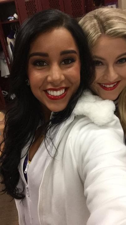 Esta preciosa chica de bellos ojos es integrante de las cheerleaders de los Minnesota Vikings. En su segundo año, checa lo mejor de ella.