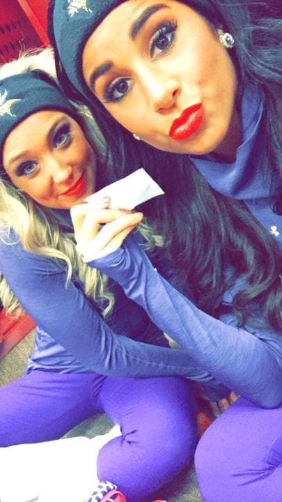 Esta preciosa chica de bellos ojos es integrante de las cheerleaders de los Minnesota Vikings. En su segundo año, checa lo mejor de ella.