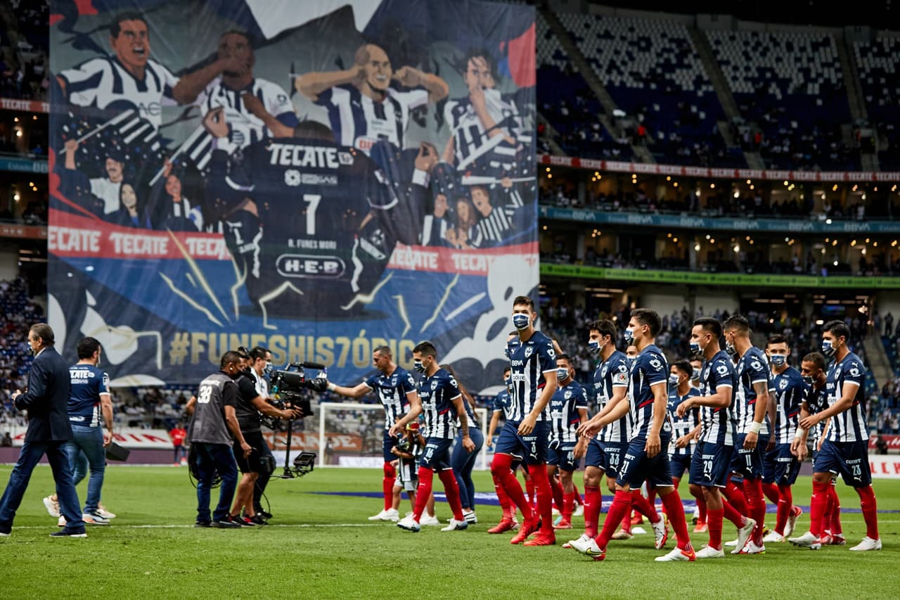 Chivas y Rayados no pudieron hacerse daño en un partido que tuvo llegadas, pero también dos equipos que por momento priorizaron defenderse que buscar la victoria en el marco de la Jornada 6.