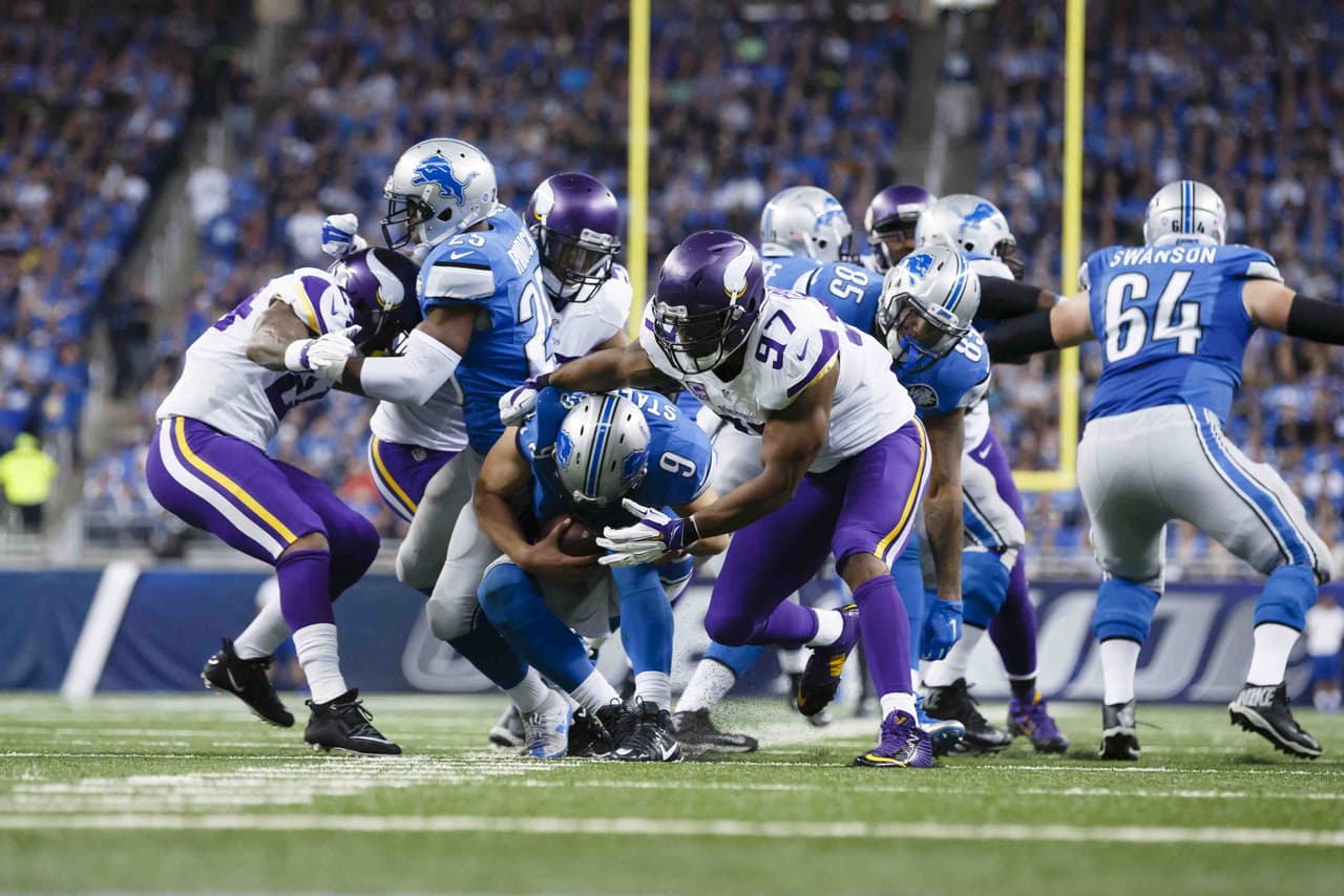 8. MINNESOTA VIKINGS - Su defensiva tiene el potencial de llevarlos lejos. Es la séptima mejor de la NFL y, junto a la de Denver, la seguna mejor en puntos permitidos con 102, uno más que el líder Green Bay. Han ganado dos partidos consecutivos, que los pone en zona de playoffs pero, su ofensiva es la 30 de la NFL y no han tenido un calendario muy complicado, factores que los puede desaparecer del Power Ranking.