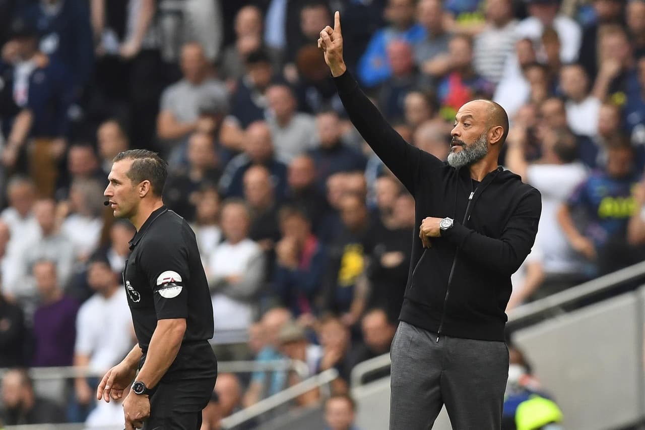 Chelsea barrió al Tottenham 3-0 con goles de Thiago Silva al 49’, de N’Golo Kanté al 57’ y, para terminar con broche de oro, Antonio Rüdiger nos regala una anotación al minuto 90+2’, para cerrar la quinta Jornada de la Premier League.