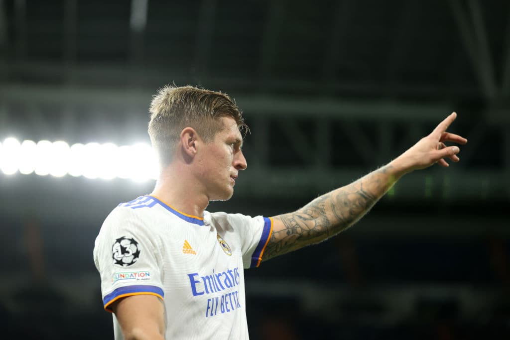 Toni Kroos (17') y Marco Asensio (79') le dieron el triunfo al Real Madrid sobre el Inter en el Bernabeu, para cerrar la fase de Grupos de la UEFA Champions League. El equipo merengue se clasifica como primer lugar del grupo, mientras que los 'Nerazzurri' como segundo de grupo.