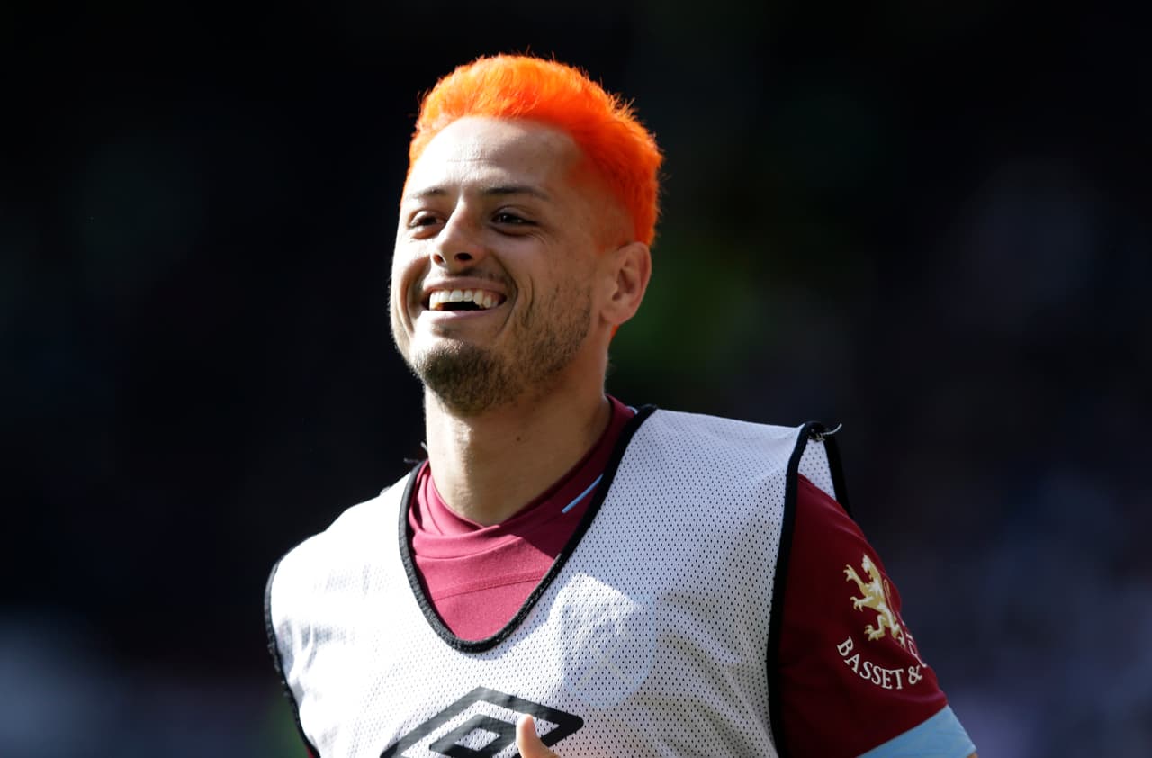 El mexicano Javier Hernandez, jugador del West Ham, volvió a aparecer en el mapa del Valencia para ficharlo, según medios ingleses. Su fichaje sería por 8 millones de libras esterlinas, unos 10 millones de dólares.