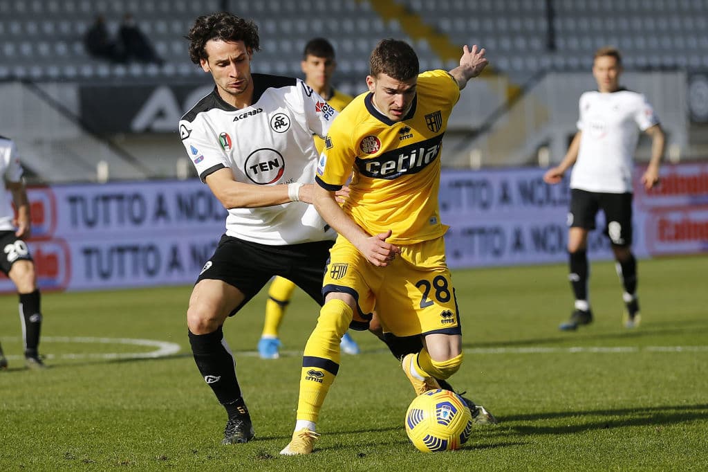 Spezia y Parma igualaron a dos tantos. Cierran la jornada al fondo de la tabla con 25 y 15 unidades, respectivamente.