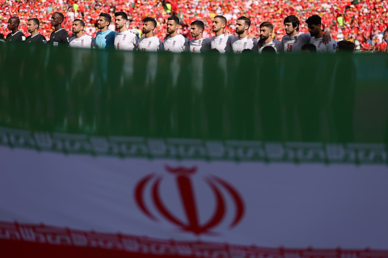 Irán pide la expulsión de Estados Unidos del Mundial por distorsionar su bandera