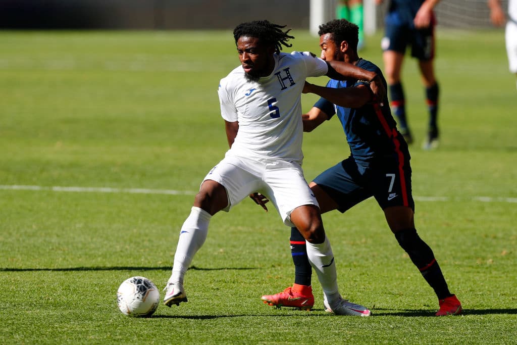 Juan Carlos Obregón y Luis Palma se encargan de continuar con la pesadilla de Estados Unidos en el Preolímpico y los eliminan por cuarta vez consecutiva con un marcador de 2-1.