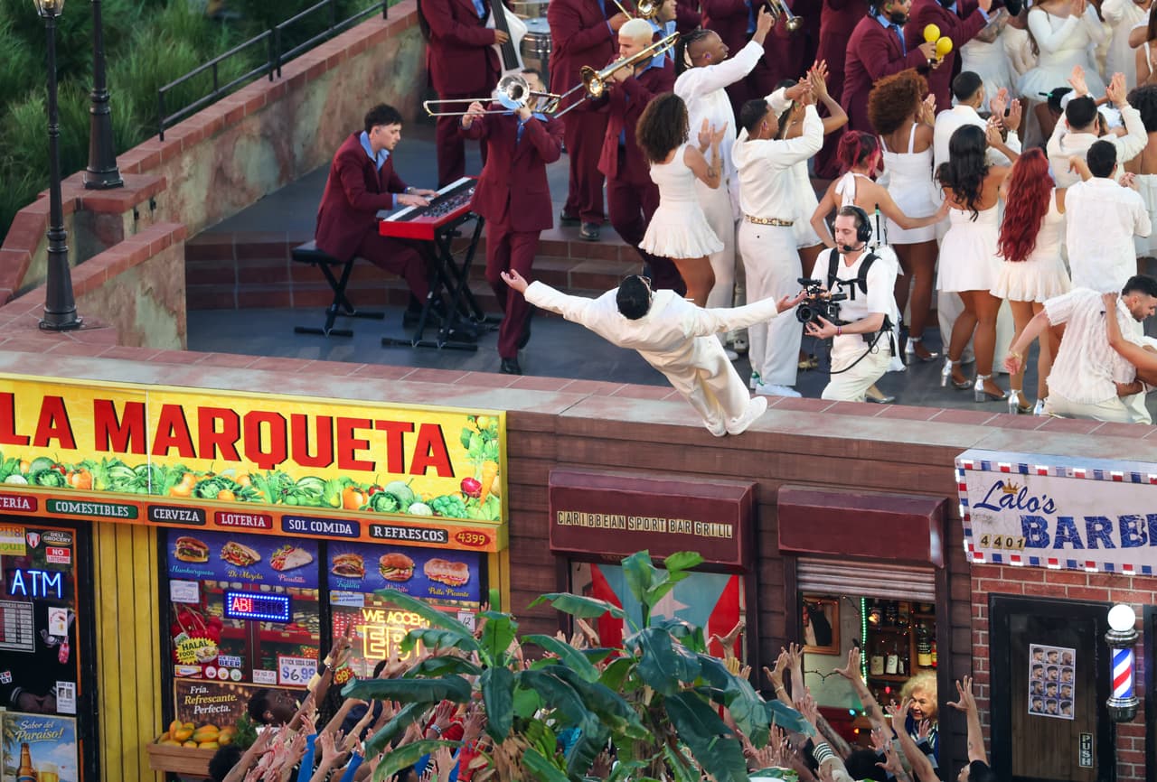 Bad Bunny, artistas principal en el show del medio tiempo del Super Bowl LX en Levi's Stadium.