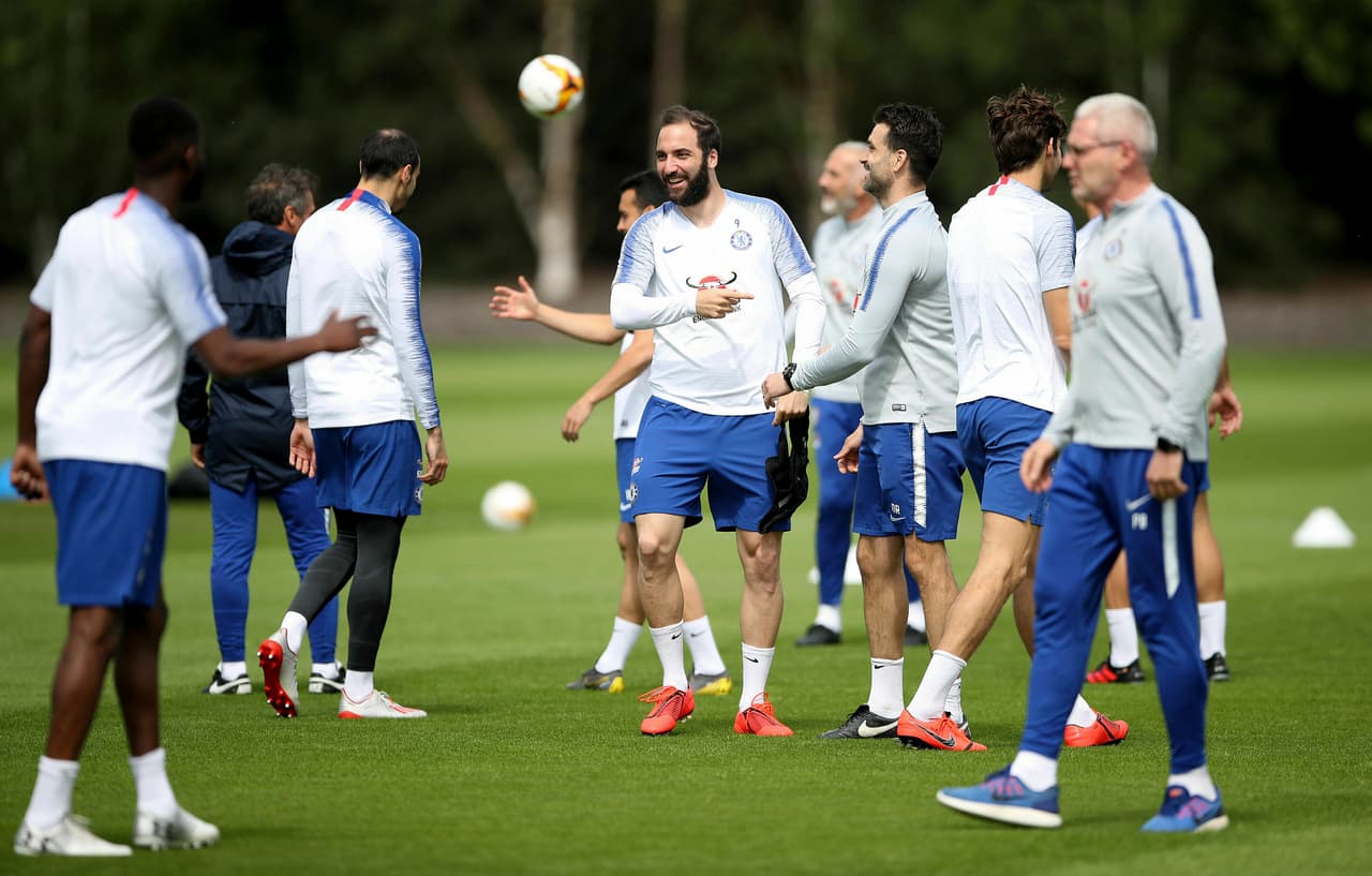 Chelsea tiene cupo asegurado en Champions, pero alcanzar el título de Europa League le servirá para calmar los ánimos en medio de la frustación por no alcanzar más títulos esta temporada.