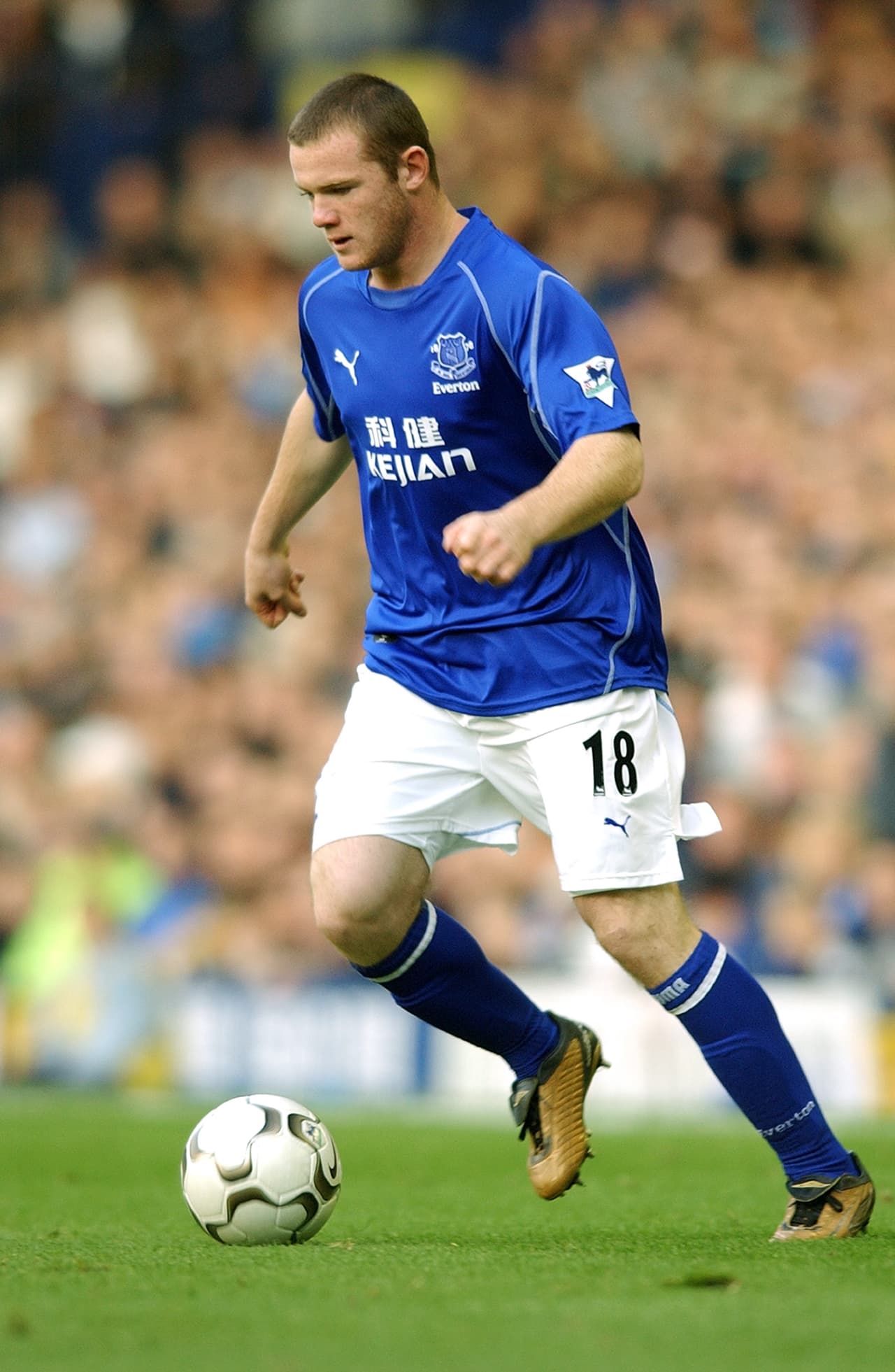 Wayne Rooney jugó su primer partido profesional en el Everton a los 16 años. Se convirtió en el anotador más joven en la historia de la Premier League.