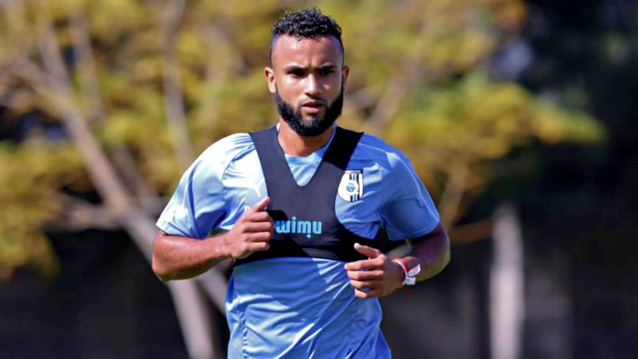 Querétaro hizo oficial la incorporación de Jordan Sierra, volante de marca ecuatoriano