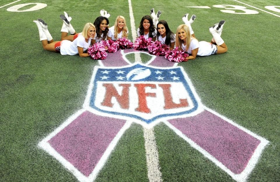 Esta linda rubia consiguió, tras cuatro años como porrista, ser la seleccionada de los Atlanta Falcons para ir al Pro Bowl 2016.