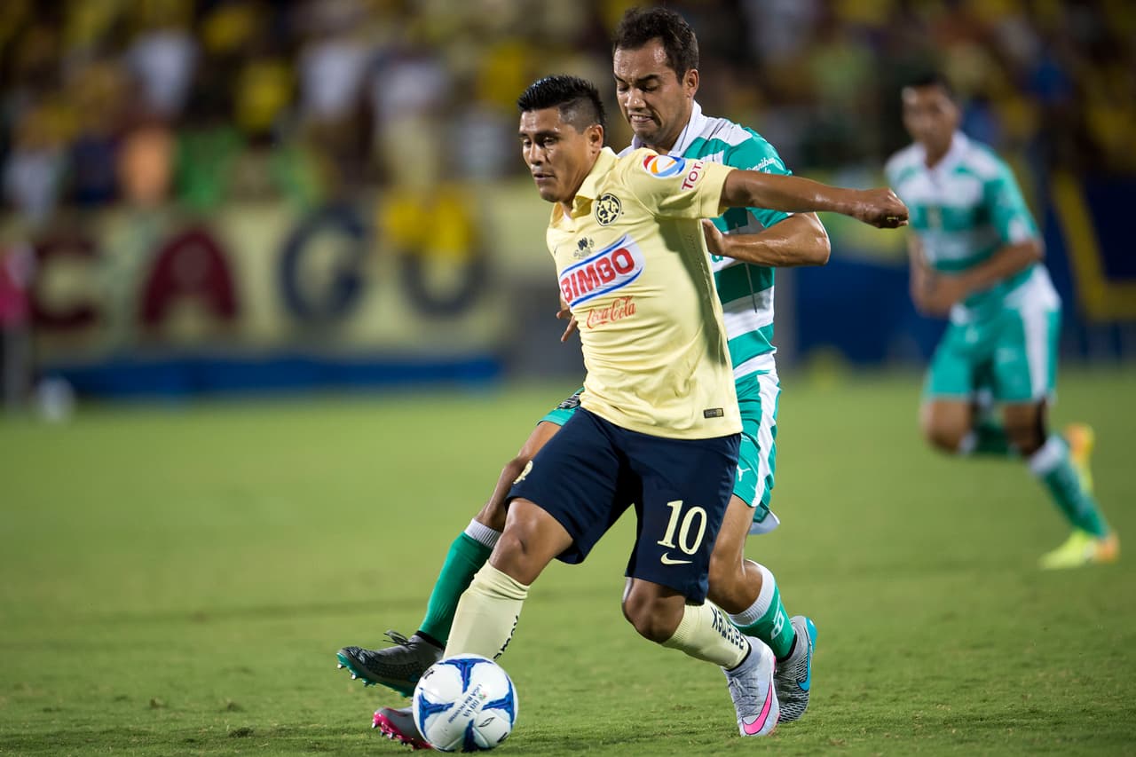 Osvaldo Martínez: El otro paraguayo de América también tuvo un desempeño muy discreto, por minutos fue superado en el mediocampo y no creó algún destello para habilitar a sus compañeros de adelante. Calificación 7.