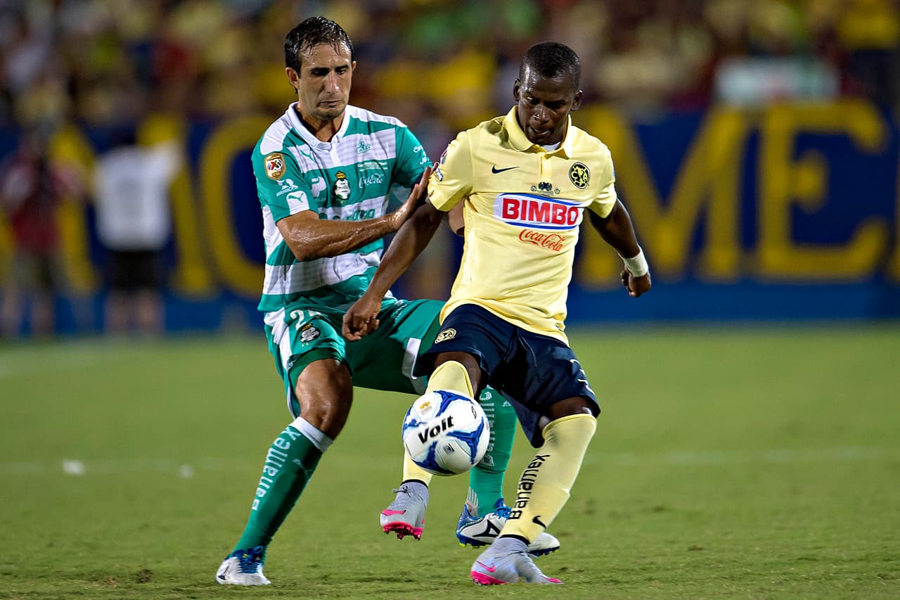 Darwin Quintero: El colombiano no apareció en los 45 minutos que estuvo presente en el campo, no fue peligro alguno para la zaga defensiva de Santos, por lo que Ignacio Ambriz decidió sacarlo del juego. Calificación 6.