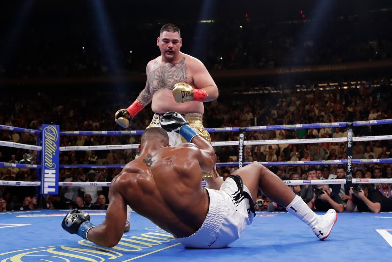 El pasado 1° de junio ‘Destroyer’ noqueó en el séptimo round a Anthony Joshua, defensor de los títulos de la AMB, FIB y OMB.