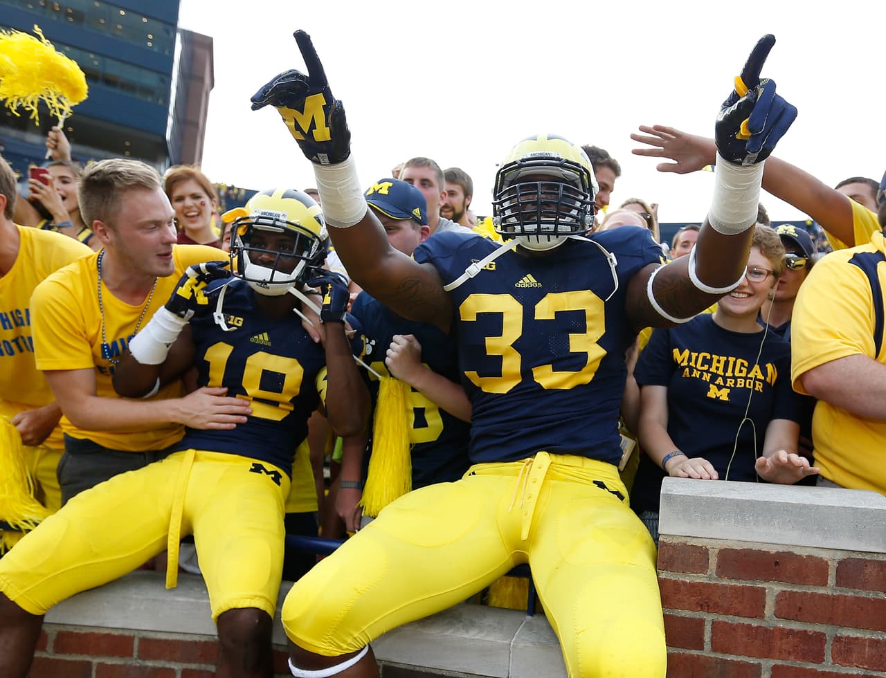 # 42
<b>TACO CHARLTON</b> – DE |
<i>Michigan</i>
<br>