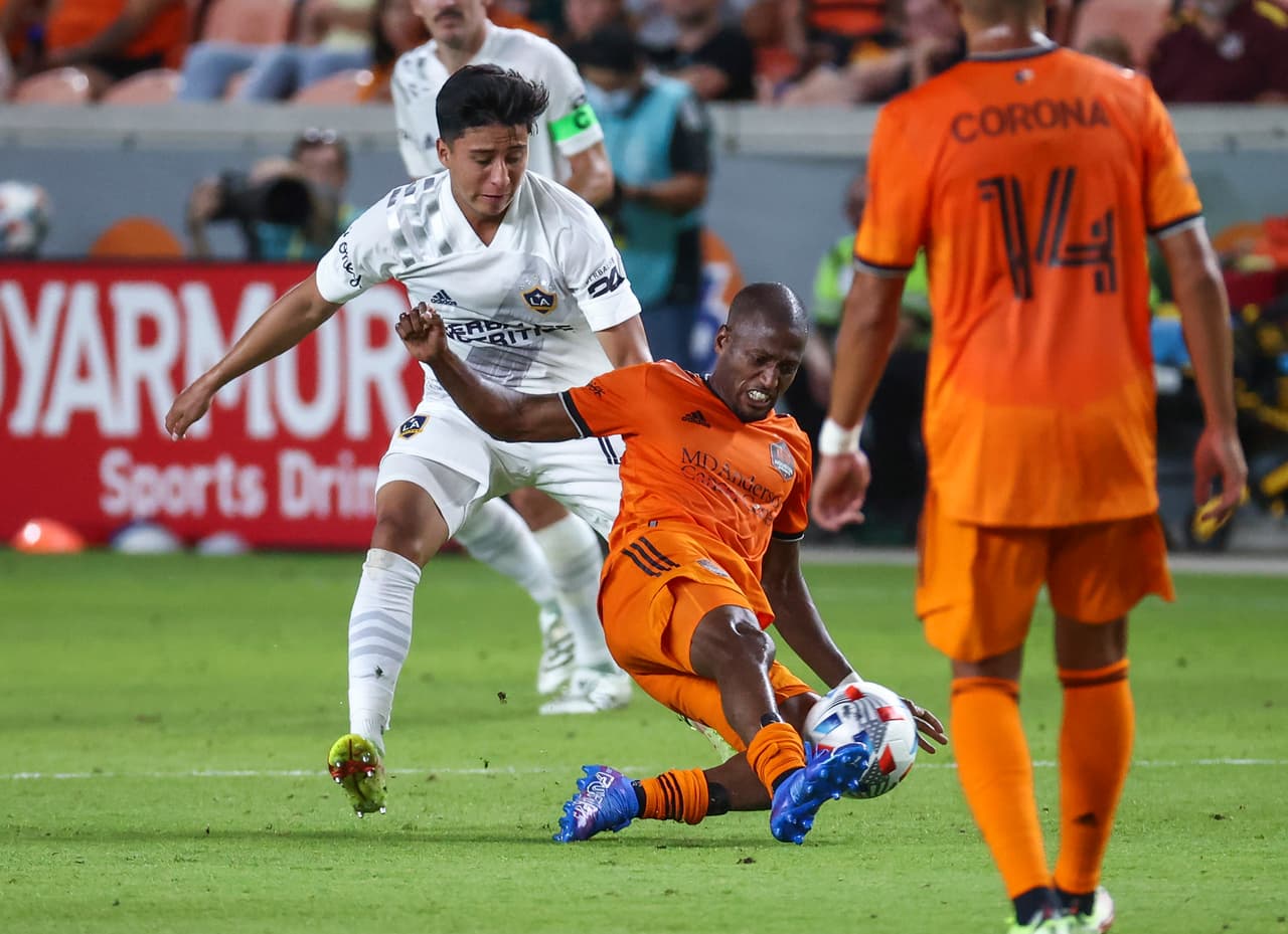 El conjunto anaranjado no fue rival para el cinco veces campeón de la MLS Cup.
<br>