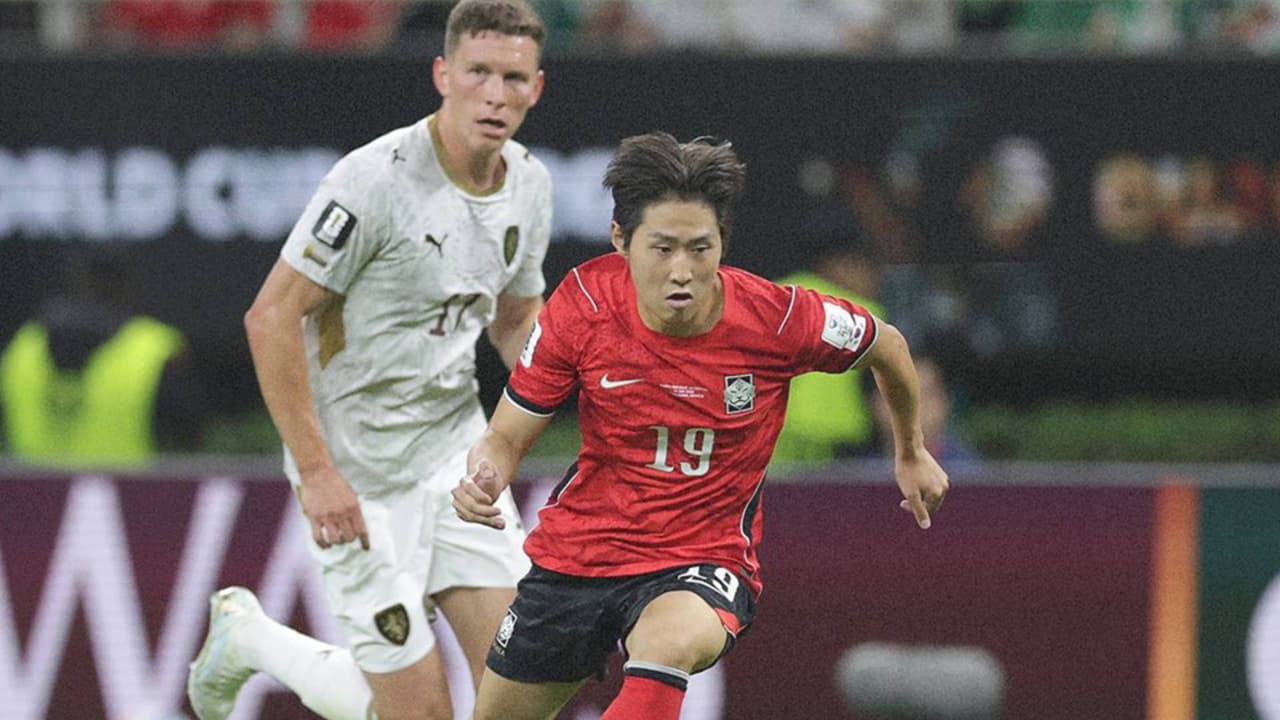 Prensa coreana cuestiona a los árbitros del partido contra México
