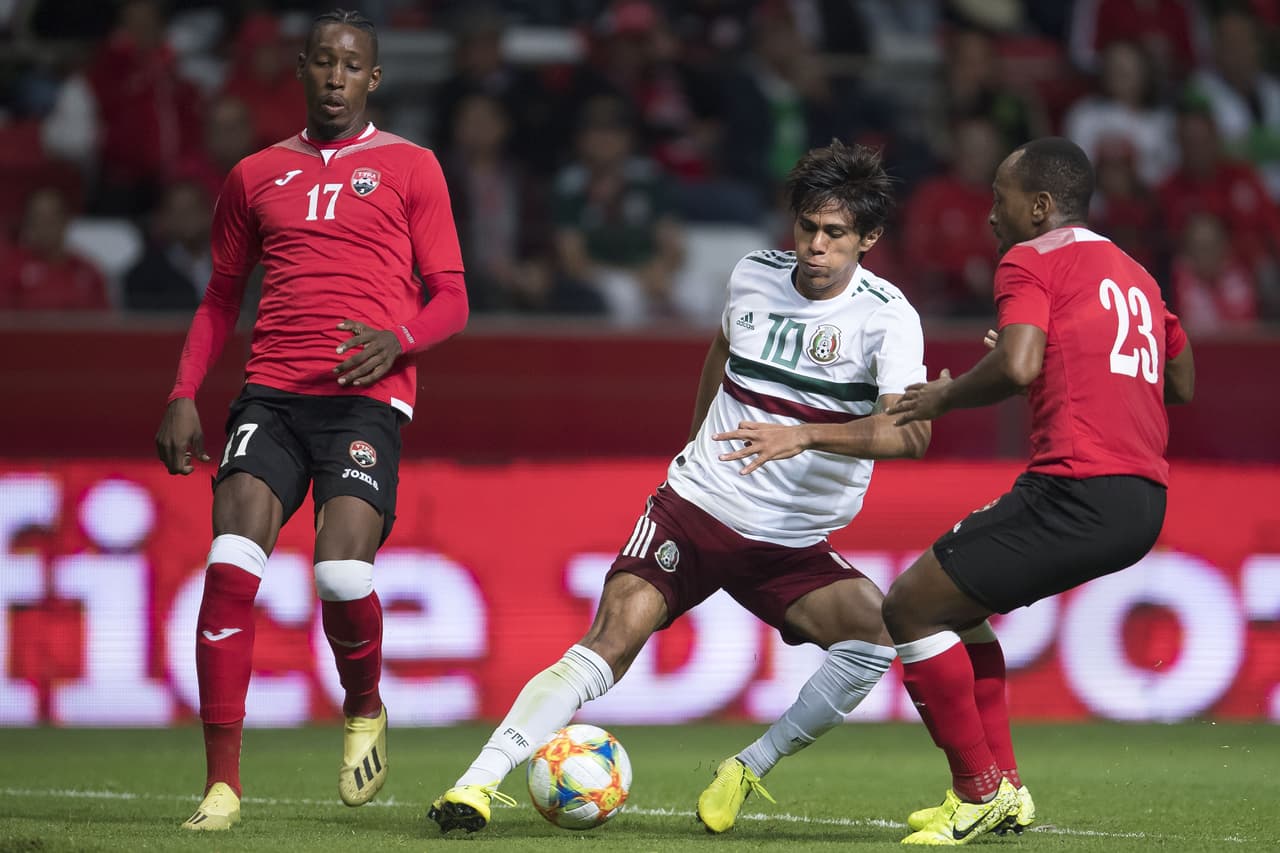 Actualmente juega para León, donde acumula seis tantos en el presente torneo de liga.