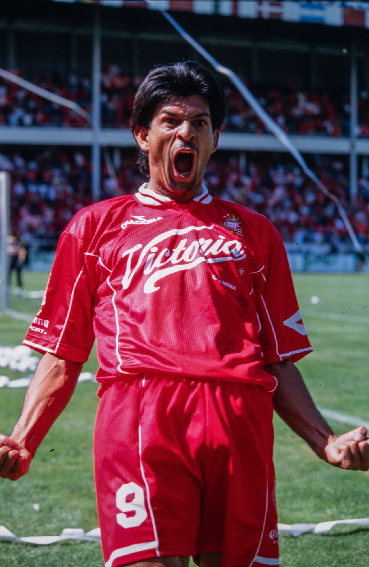 José Saturino Cradozo - Toluca - 249 goles.