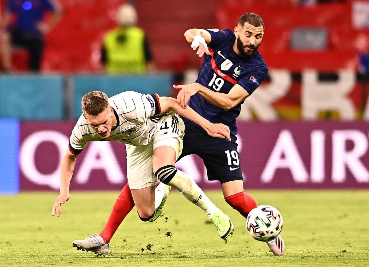 Francia derrota a Alemania en su debut en la Euro 2020 con marcador de 1-0. El primer y único tanto del encuentro fue un autogol por parte de Matts Hummels durante el primer tiempo, dandole la victoria a 'les Bleus' e inicia el campeón del mundo con el pie derecho.