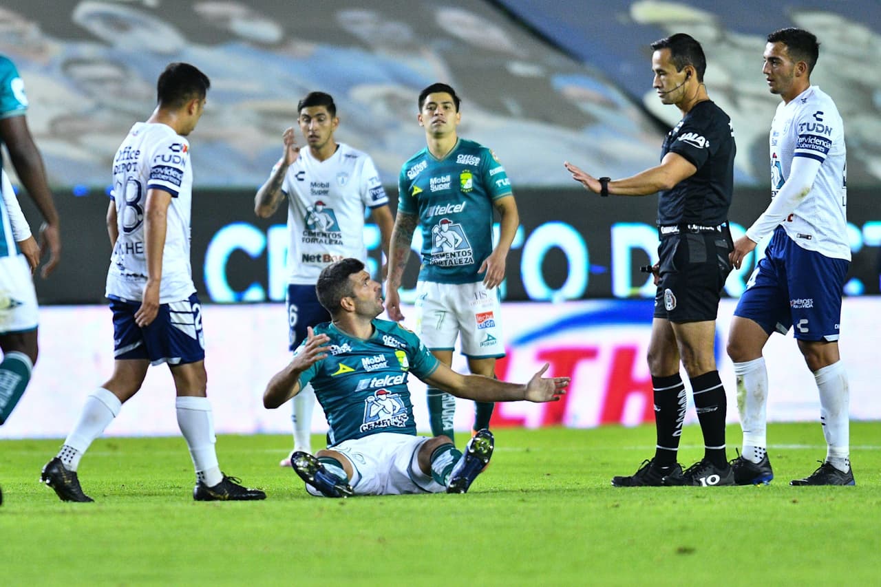 León y Pachuca no se hacen ni un rasguño y se conforman con un empate 0-0.