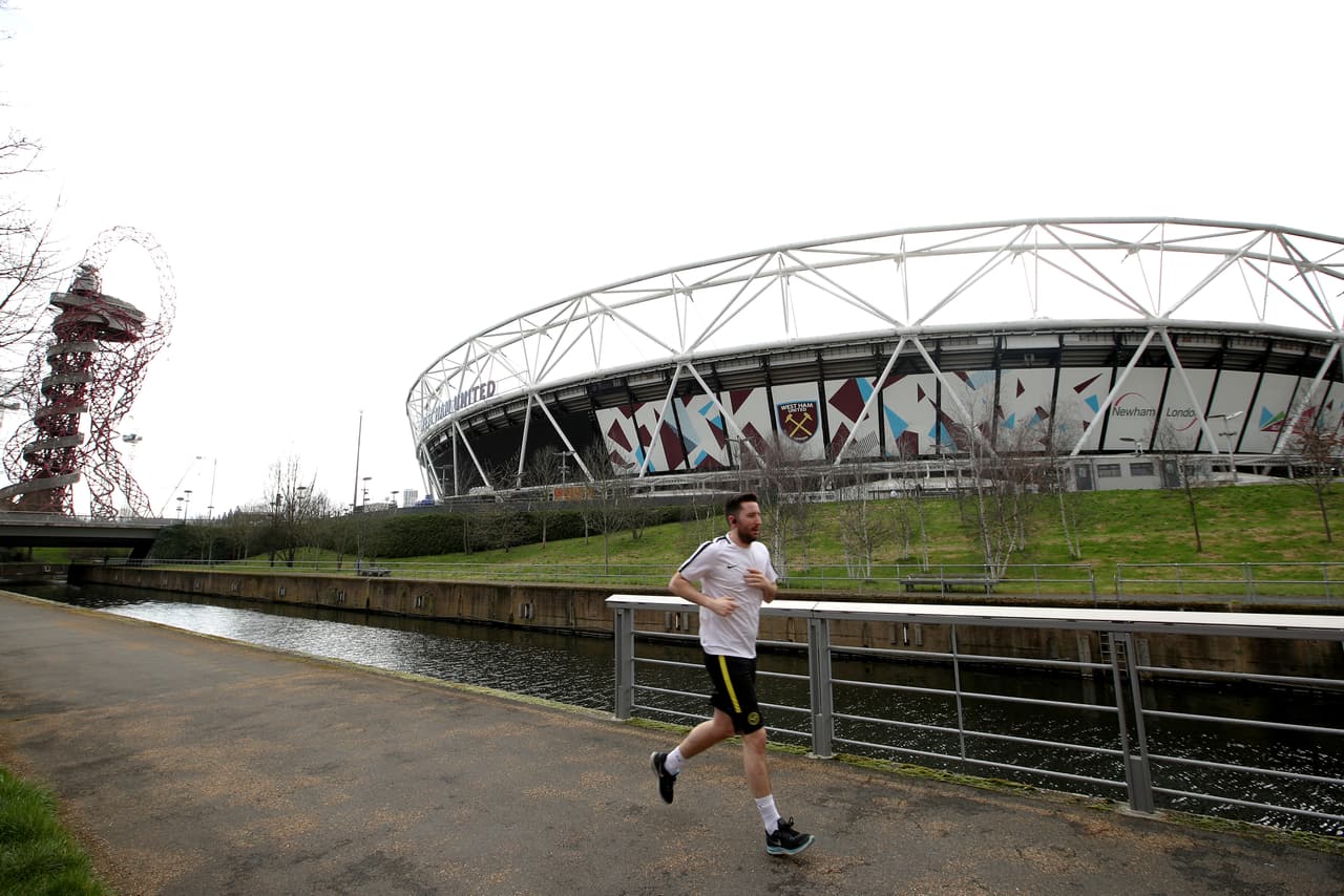 Tras la suspensión de actividades en la liga inglesa, la desolación en los estadios es abrumadora.