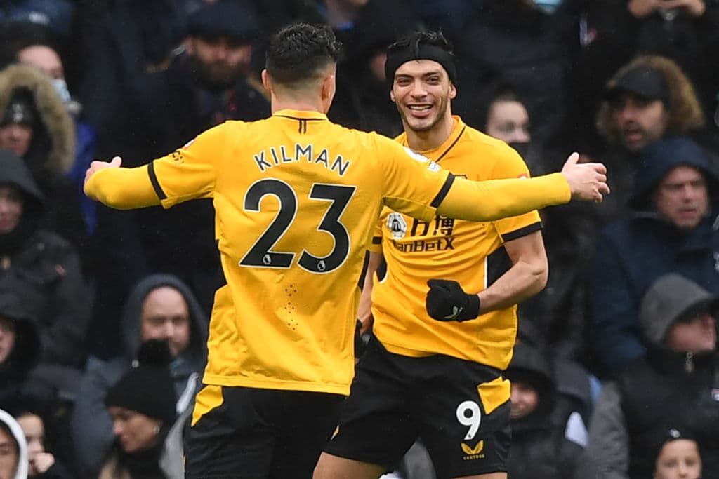 Wolverhampton se luce y golea 2-0 al Tottenham como visitante durante la J25 en la Premier League. El mexicano Raúl Jiménez anotó gol al 6', seguido de Leander Dendoncker al 18'.