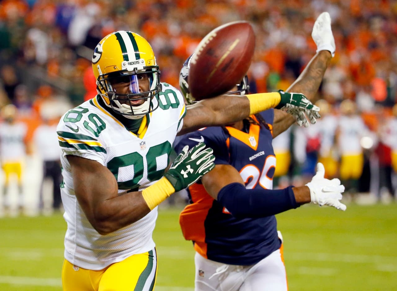 Los Broncos y Peyton Manning brillaron en Lunes por la Noche al derrotar a los Packers 29-10 y así mantenerse invictos. Checa las mejores tomas de este duelo.