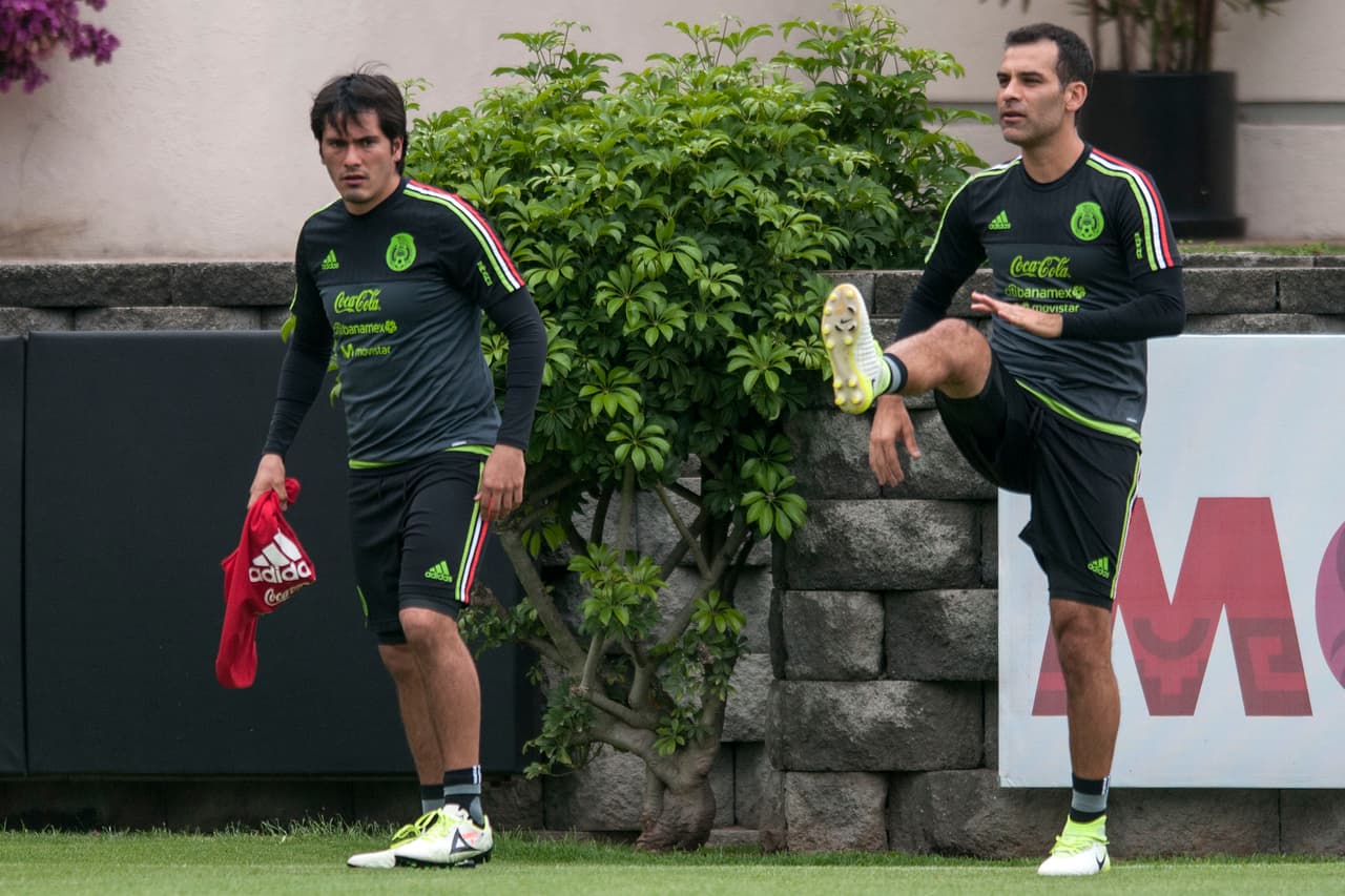 El defensa Rafael Márquez sigue en preparación para poder estar en el grupo definitivo, luego de una lesión que lo ha alejado de las canchas.
