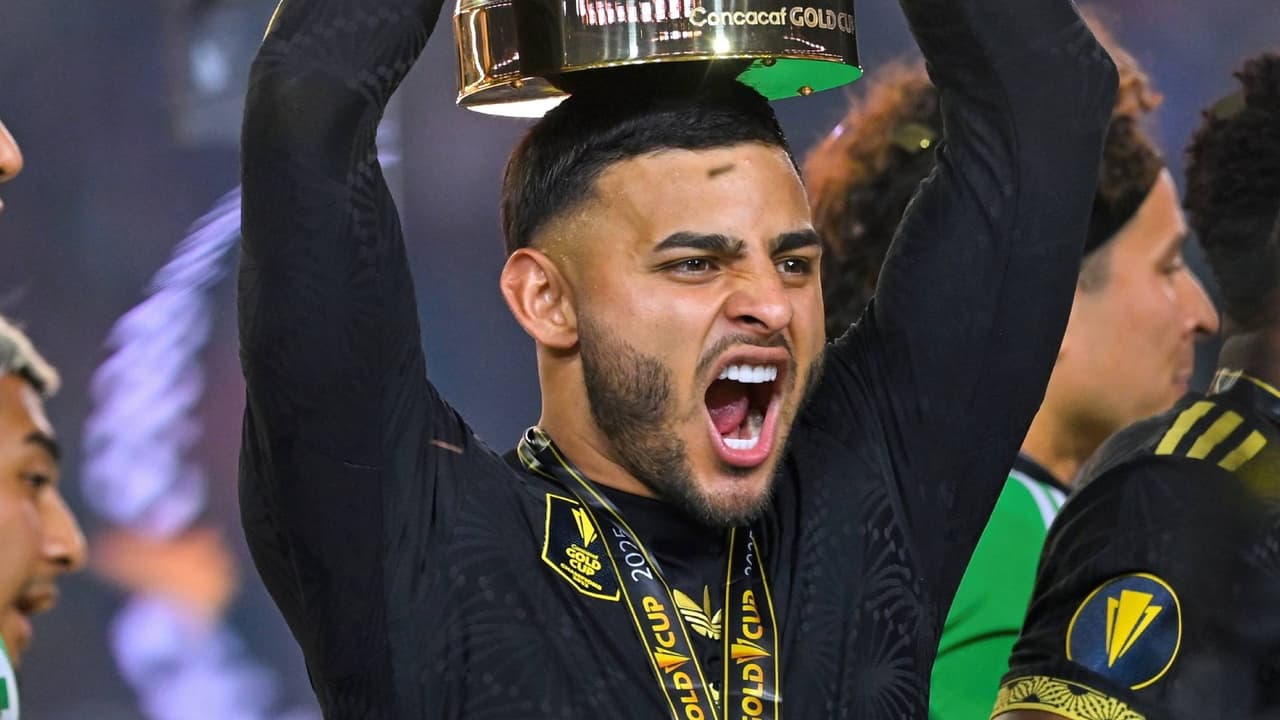 Alexis Vega festeja al estilo de Giovani dos Santos en Copa Oro