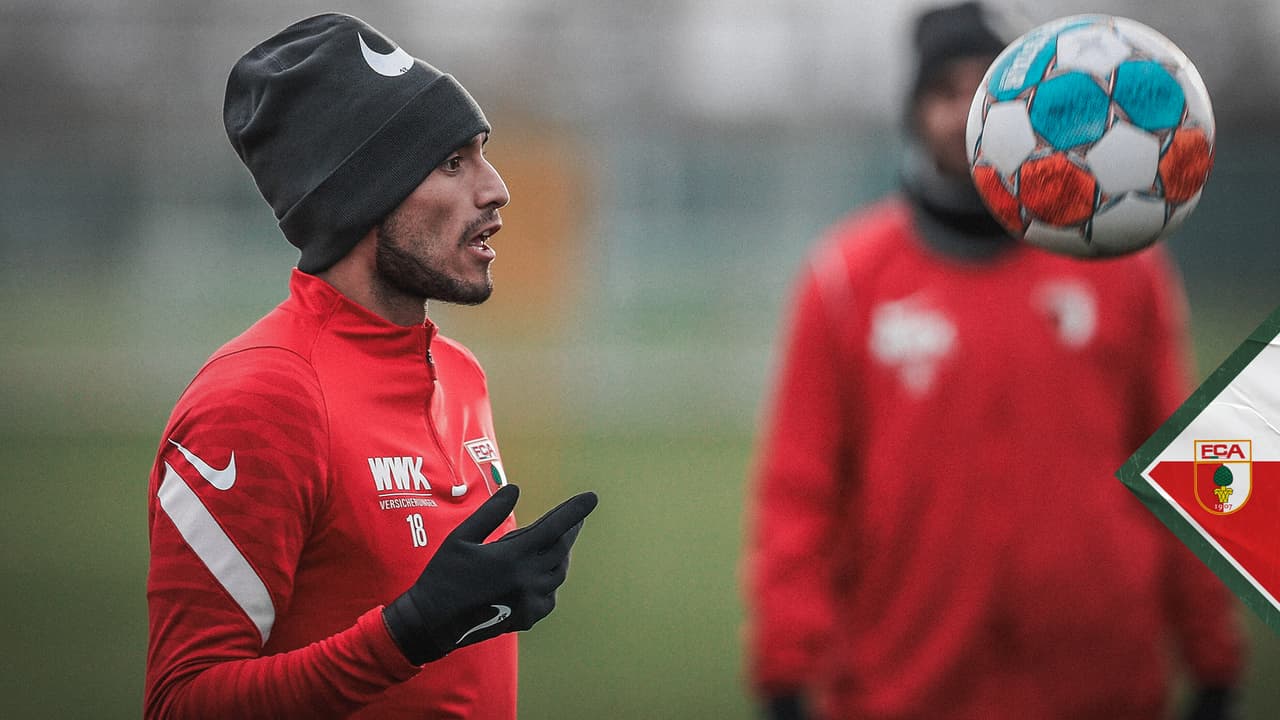 El Augsburg se prepara para la segunda parte de la temporada 2021-2022 en la Bundesliga.