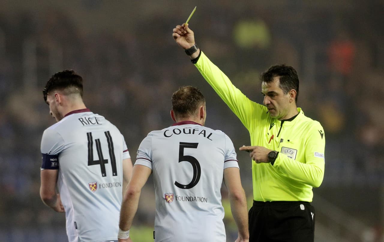 Genk iguala marcador ante el West Ham United 2-2 durante la cuarta fecha de la UEL. El mexicano Gerardo Arteaga fue titular y jugo los 90 minutos del encuentro.