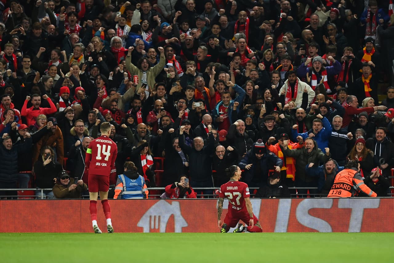 Liverpool parecía tener sobre las cuerdas al Real Madrid, pero los merengues remontaron y golearon en Anfield en los Octavos de Final de la UEFA Champions League.
