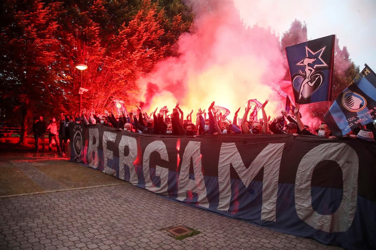 Juventus es campeón de la Coppa Italia. Derrotó al Atalanta como visitante con un marcador de 2-1. Dejan Kulusevski abrió el marcador para la Vecchia Signora al minuto 31, pero Ruslan Malinovski empataba el encuentro en el curso de la segunda mitad, pero quien se encargó de darle la victoria a la visita, fue Federico Chiesa al 73.