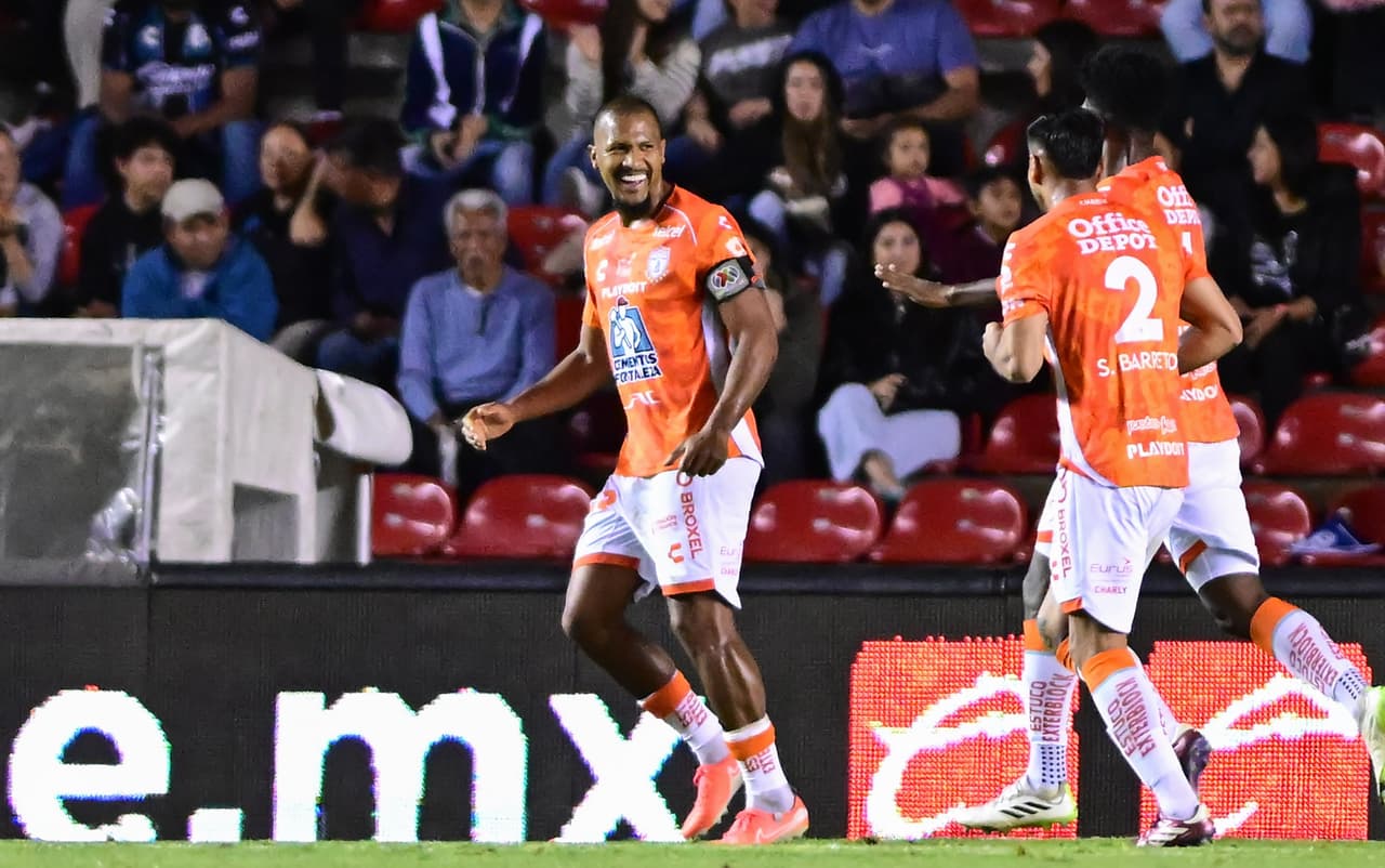 Rondón festeja con gol y triunfo su partido 50 con Pachuca