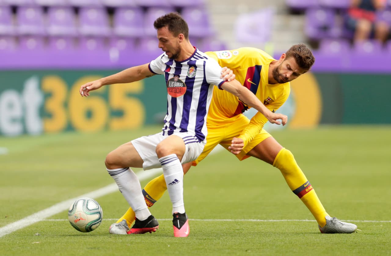 Valladolid trataba de responder, pero no andaban finos de puntería. Se les complicaba emparejar los cartones.