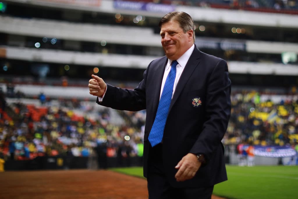 Miguel Herrera es un nombre conocido para la selección de México. Fue director técnico del equipo en el Mundial de Brasil 2014, luego de clasificar en repechaje al equipo. Además ganó la Copa Oro.