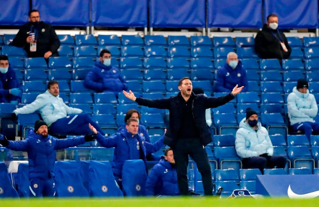 Patrick Bamford (4’) abrió el marcador para los de Bielsa. Giroud (27’) emparejó los cartones y Zouma (61’) dio vuelta al partido. Pulisic (90+3’) ingresó al 30’ y selló la goleada. Los de Bielsa acumulan cinco derrotas en la competición inglesa.