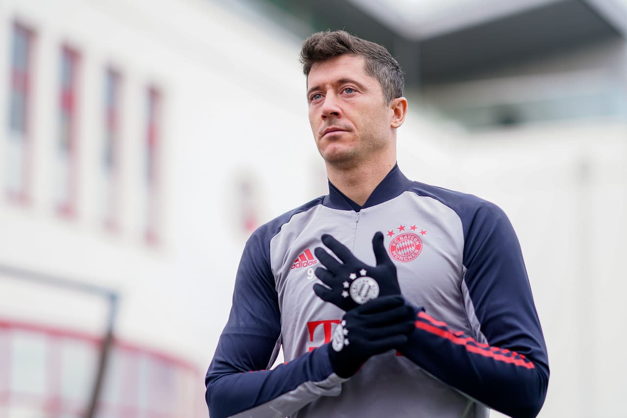 Robert Lewandowski destronaría a Cristiano Ronaldo y a Messi en The Best