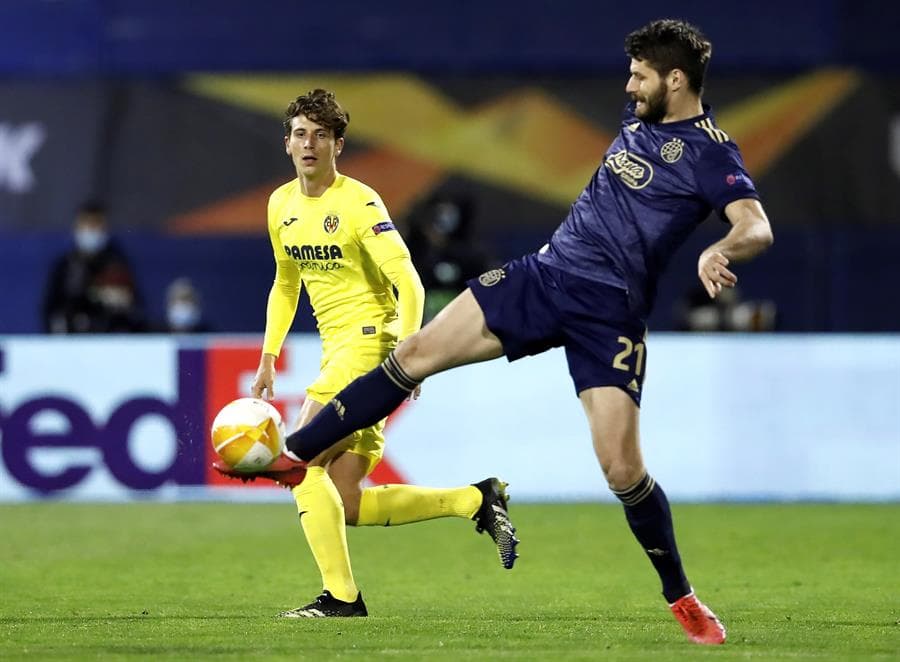 Villarreal, con la mínima se impone al Dinamo de Zagreb durante la ronda de ida de Cuartos de Final de la UEFA Europa League. El único tanto corrió a cargo de Gerard Moreno Balagueró al minuto 44 por un penal a favor. El próximo jueves 15 de marzo se define quién va a la semifinal.