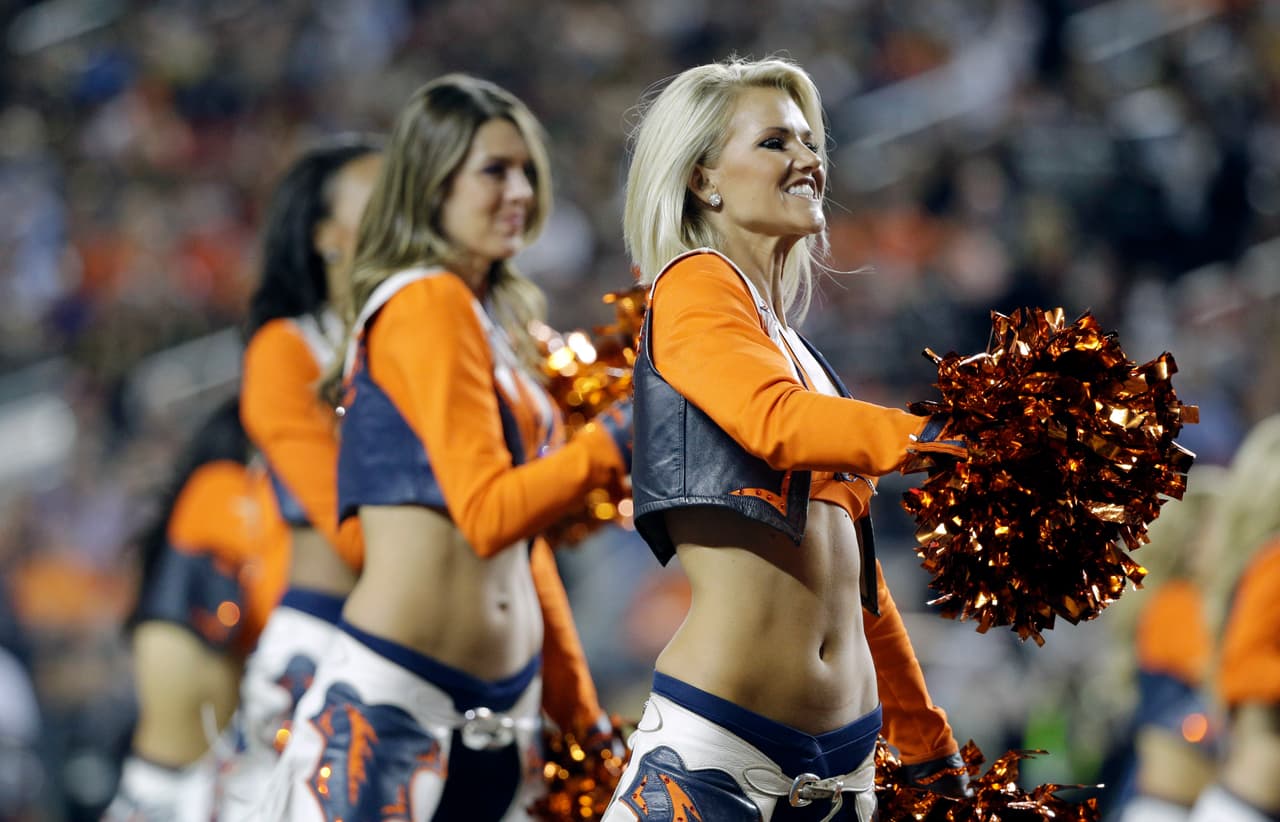 Ellas llenaron de belleza y diversión el emparrillado del Levi´s Stadium, checa las mejores imágenes de estas dulzuras.