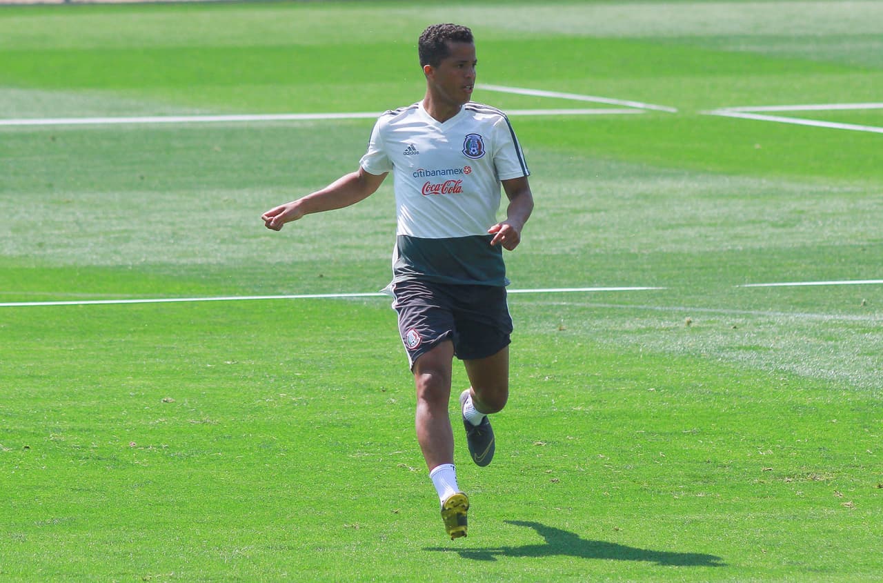 Giovani entrenó con la selección mexicana en el CAR.