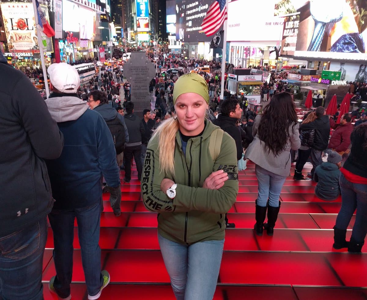 La peleadora que representa a Perú lanzó 230 golpes a su oponente Priscila ‘Pedrita’ Cachoeira y la dejó fuera de actividad seis meses.