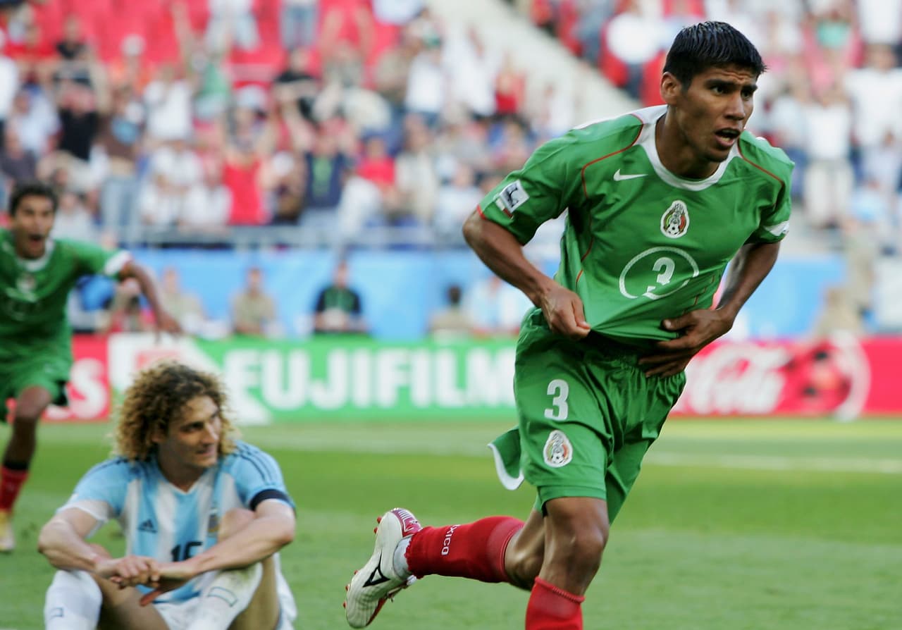 Carlos Salcido es el invitado especial en Los Maestros de La Jugada