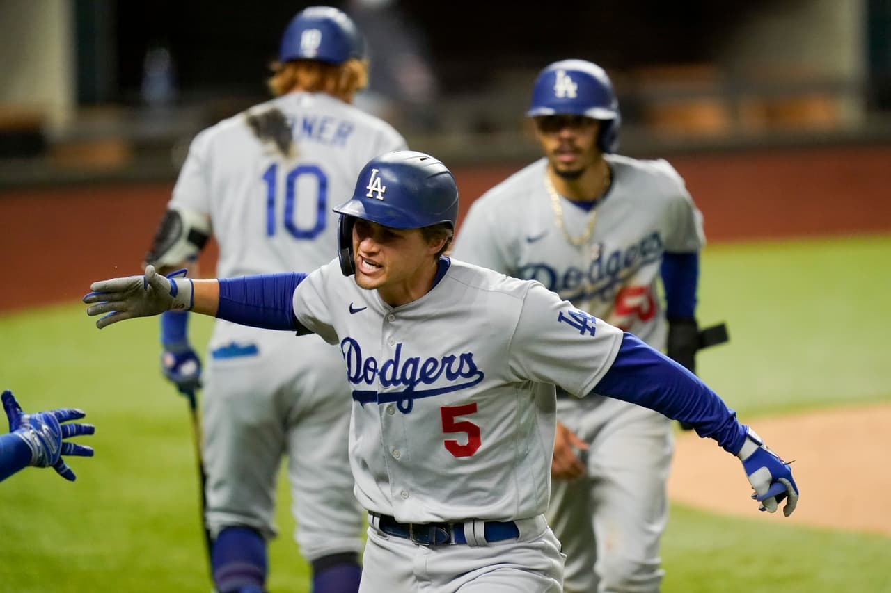 Los Dodgers se mantienen con vida tras vencer 7-3 a los Atlanta Braves en el quinto juego de la serie por el campeonato de la Liga Nacional.