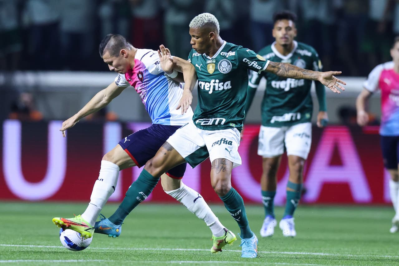 Palmeiras aplastó 5-0 a Cerro Porteño en el Allianz Parque para superar los Octavos de Final con un marcador global de 8-0.